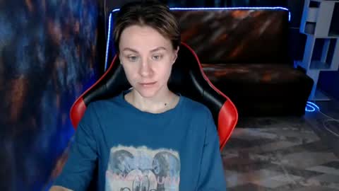 Snapshot of baby_kitte chatting on 07-22-26, 02:03 baby_kitte online show from 07-22-26, 02:03