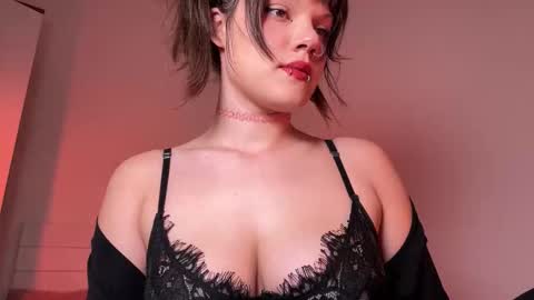 mei online show from 09-27-25, 04:28