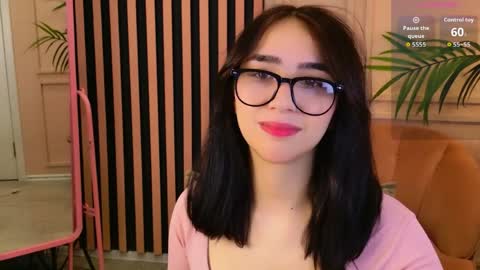 Snapshot of baby_miira chatting on 06-10-26, 12:26 Mira online show from 06-10-26, 12:26