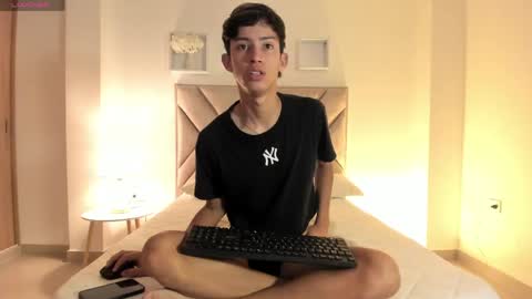 baby_noaht online show from 06-02-26, 12:51