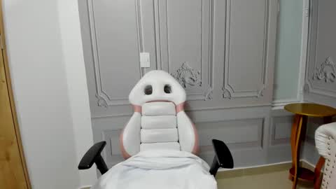 Karla  online show from 03-05-25, 10:11