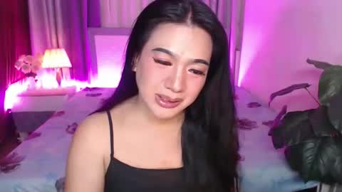   AMANDA  online show from 05-20-26, 07:42
