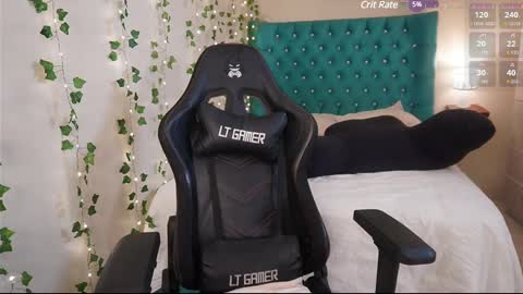 Snapshot of babyangiee chatting on 02-28-25, 10:06 Instagram online show from 02-28-25, 10:06