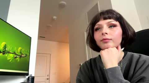 Snapshot of babyblue0194 chatting on 01-13-25, 06:16 babybray online show from 01-13-25, 06:16