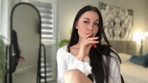 Snapshot of babycoffee chatting on 11-20-25, 09:53 Baby Coffee online show from 11-20-25, 09:53