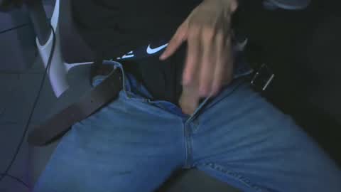 Snapshot of babyd0103 chatting on 09-17-25, 09:27 babyD online show from 09-17-25, 09:27