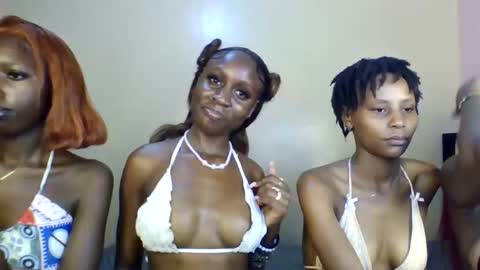 Snapshot of babydoll_230 chatting on 04-21-26, 02:26 Babydoll 230 online show from 04-21-26, 02:26