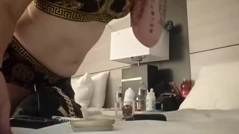 Baby K n Daddy J online show from 11-14-25, 06:23