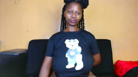 babyluciax online show from 03-25-26, 04:46