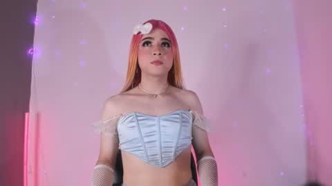 Snapshot of babyluna___ chatting on 03-23-26, 12:03 BABYLUNA online show from 03-23-26, 12:03