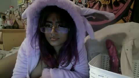 Melody 3 online show from 06-17-26, 04:04
