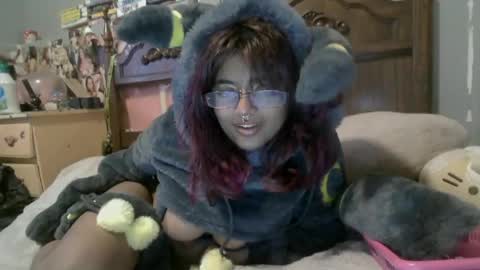 Melody 3 online show from 06-20-26, 01:52