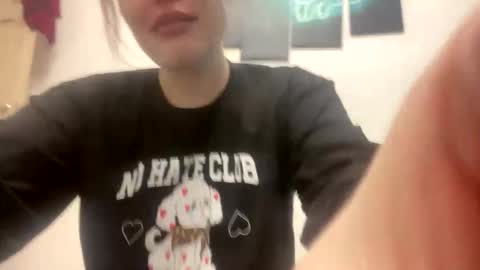 babymeow17 online show from 11-24-25, 11:21