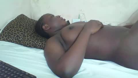 Snapshot of babymolly2 chatting on 05-01-26, 11:48 Rossy Kwekwe online show from 05-01-26, 11:48