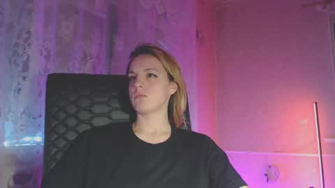 Snapshot of babymuro4ka chatting on 02-05-25, 08:46 Sonya online show from 02-05-25, 08:46