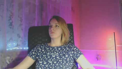 Snapshot of babymuro4ka chatting on 03-06-25, 09:42 Sonya online show from 03-06-25, 09:42