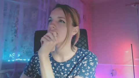 Snapshot of babymuro4ka chatting on 03-07-25, 11:49 Sonya online show from 03-07-25, 11:49