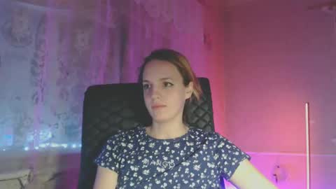 Snapshot of babymuro4ka chatting on 03-08-25, 07:42 Sonya online show from 03-08-25, 07:42