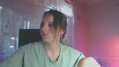 Snapshot of babymuro4ka chatting on 10-30-25, 06:59 Sonya online show from 10-30-25, 06:59