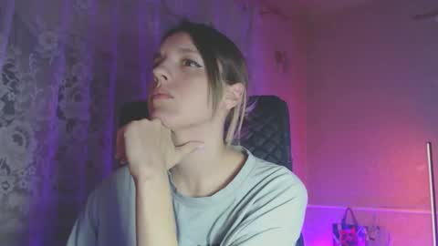 Snapshot of babymuro4ka chatting on 11-29-25, 07:06 Sonya online show from 11-29-25, 07:06