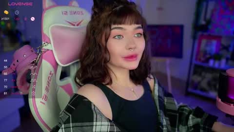 Nika online show from 01-24-25, 11:02