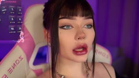 Snapshot of babyroxynill chatting on 02-21-26, 09:27 Nika online show from 02-21-26, 09:27