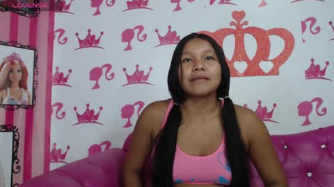 Snapshot of babyschoolgiirl chatting on 10-07-25, 11:40 Xime Lions online show from 10-07-25, 11:40