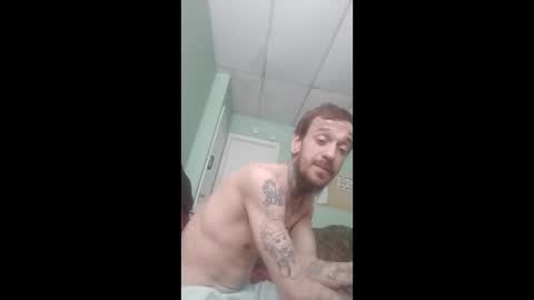 Snapshot of babytrouble chatting on 01-10-26, 04:58 babytrouble online show from 01-10-26, 04:58