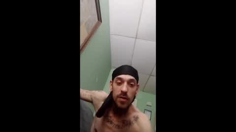 Snapshot of babytrouble chatting on 01-11-26, 02:27 babytrouble online show from 01-11-26, 02:27