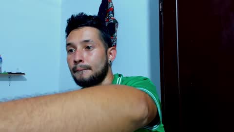 Snapshot of bad__couple_ chatting on 10-26-25, 06:47 s online show from 10-26-25, 06:47