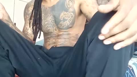 Snapshot of bad_dawgg chatting on 03-12-25, 08:41 rastafaria online show from 03-12-25, 08:41