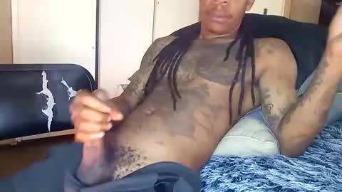 Snapshot of bad_dawgg chatting on 09-12-25, 05:51 rastafaria online show from 09-12-25, 05:51