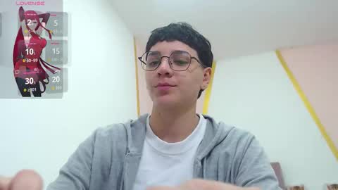 Snapshot of bad_giirl__ chatting on 11-28-25, 06:21 Anna online show from 11-28-25, 06:21