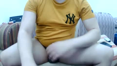 Snapshot of badboixx chatting on 12-27-24, 01:32 badboixx online show from 12-27-24, 01:32