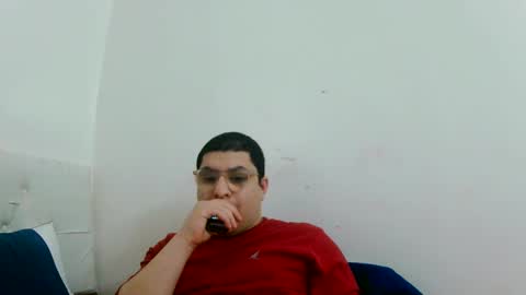 Snapshot of badboixx chatting on 02-06-25, 10:37 badboixx online show from 02-06-25, 10:37