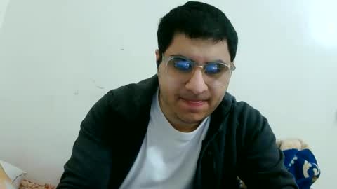 Snapshot of badboixx chatting on 03-01-25, 02:15 badboixx online show from 03-01-25, 02:15