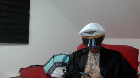 BadCouple  online show from 01-25-25, 04:02