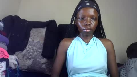 Snapshot of baddie_floxxy chatting on 06-18-26, 05:17 baddie_floxxy online show from 06-18-26, 05:17