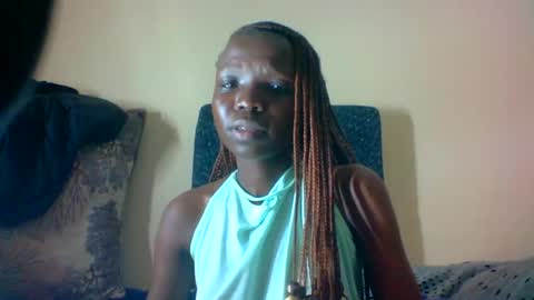 Snapshot of baddie_floxxy chatting on 07-06-26, 07:27 baddie_floxxy online show from 07-06-26, 07:27