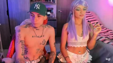 Snapshot of badeyes_crazylilgoat chatting on 04-18-26, 12:03 Dan Lila online show from 04-18-26, 12:03
