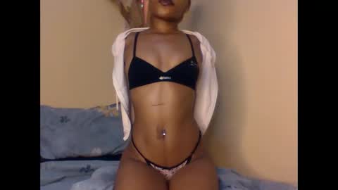 Lily. online show from 02-06-26, 06:40