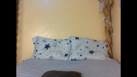 Lily. online show from 03-05-26, 01:40