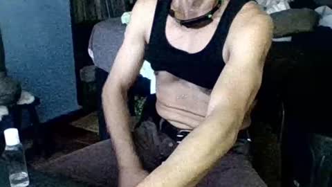 Mexican livin Off the Wall online show from 10-09-25, 10:30