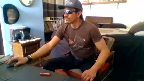 Mexican livin Off the Wall online show from 02-08-26, 09:07