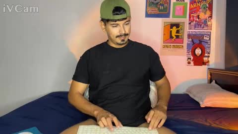 Snapshot of badlucky_ chatting on 02-17-26, 01:35 badlucky_ online show from 02-17-26, 01:35