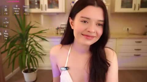 Snapshot of bae_miamor chatting on 06-29-26, 03:45 Hello my name is Ariella online show from 06-29-26, 03:45