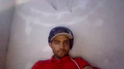 Snapshot of bagh950120pa3 chatting on 12-28-24, 07:11 EMMA95 online show from 12-28-24, 07:11