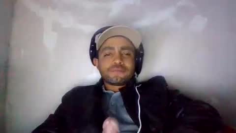 Snapshot of bagh950120pa3 chatting on 12-30-24, 08:21 EMMA95 online show from 12-30-24, 08:21