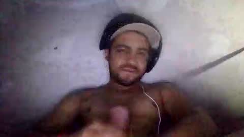 Snapshot of bagh950120pa3 chatting on 01-21-25, 01:50 EMMA95 online show from 01-21-25, 01:50