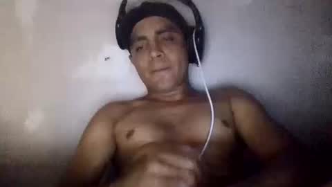 Snapshot of bagh950120pa3 chatting on 02-01-25, 10:05 EMMA95 online show from 02-01-25, 10:05